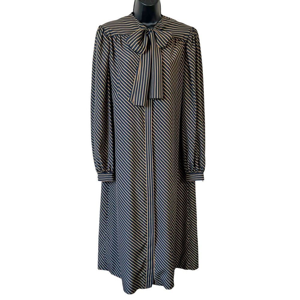 Vintage 1970s Robert Leonard Silk Shirt Dress